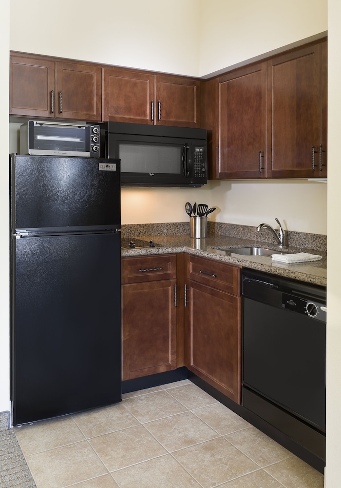 Staybridge Suites El Paso Airport by IHG - photo 22