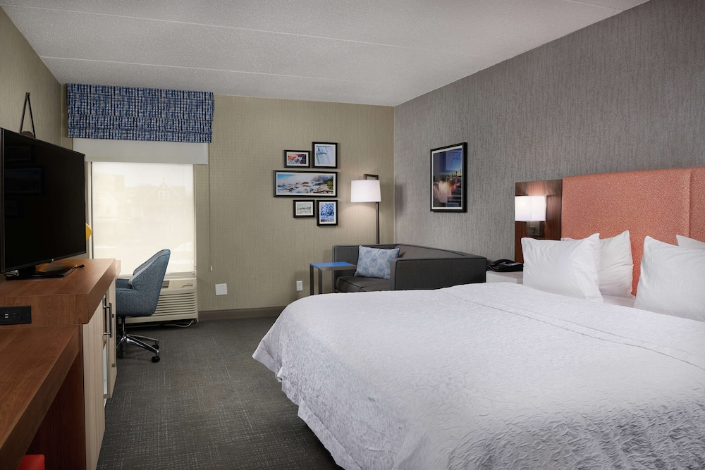 Hampton Inn Niagara Falls - photo 7