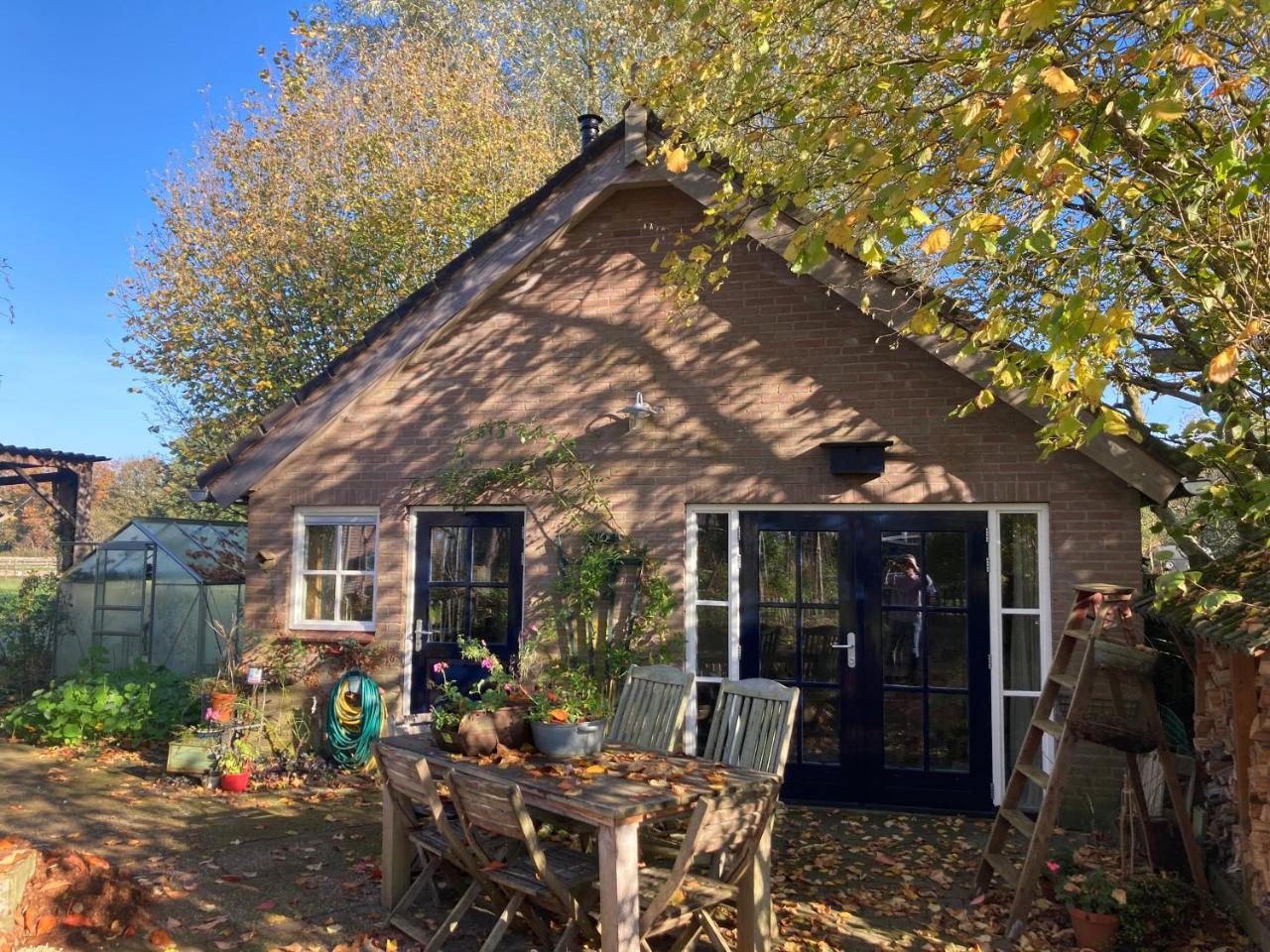 Pluk Het Geluk - carbon neutral hotel in Dieren