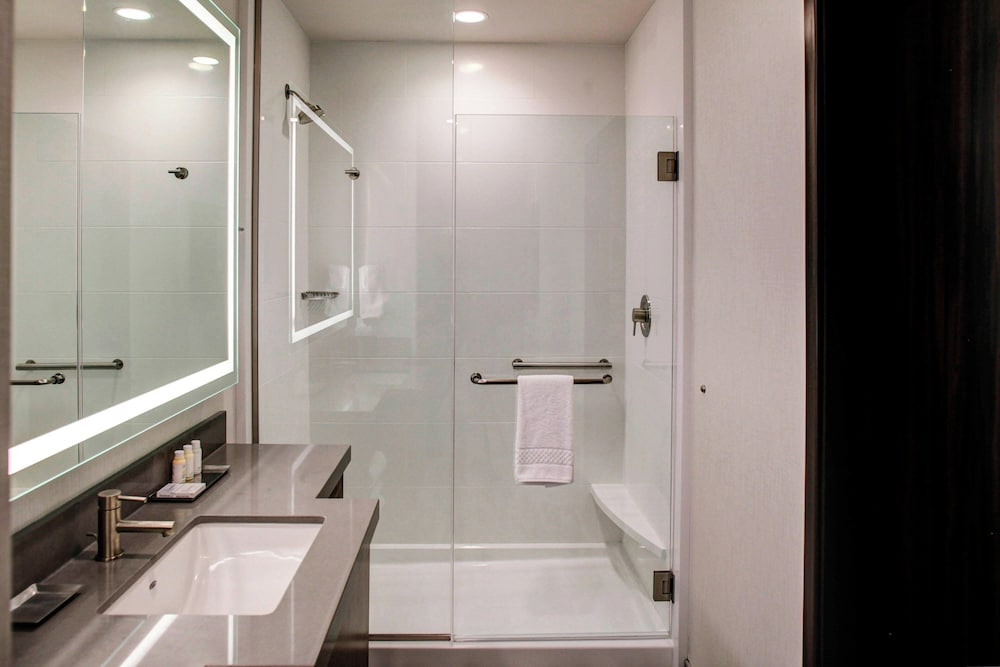 SpringHill Suites by Marriott Bozeman - photo 13