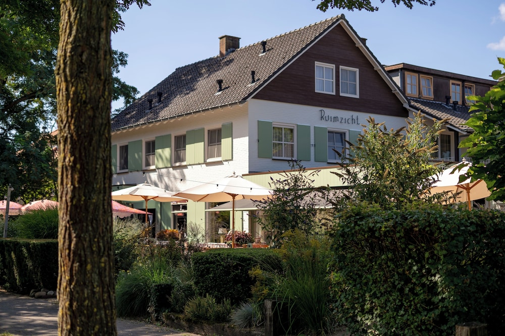 Hotel Restaurant Ruimzicht — hotel in Zeddam