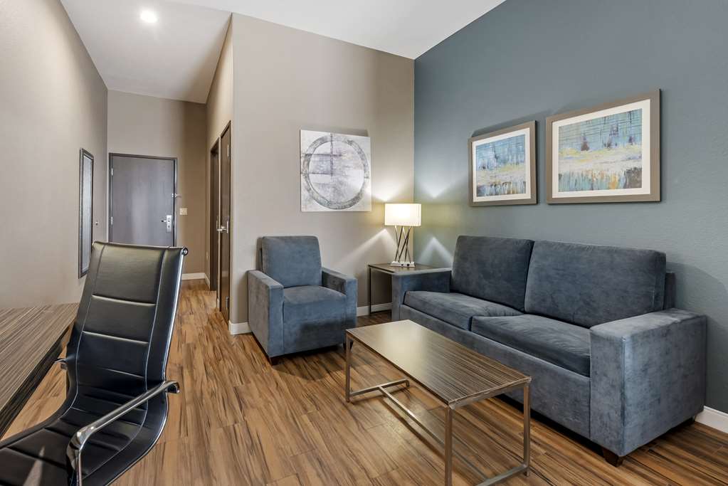 Best Western Plus Pflugerville - photo 22