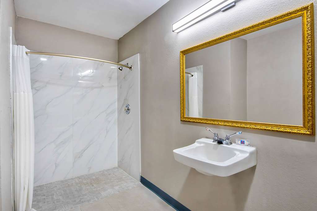 Studio6 Texas City TX - photo 22