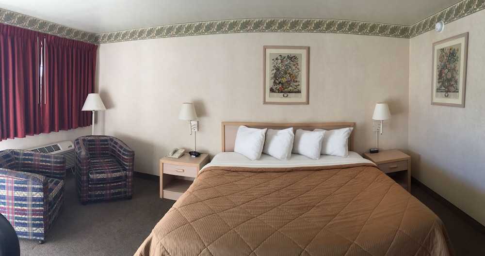 Days Inn by Wyndham Safford AZ - photo 4