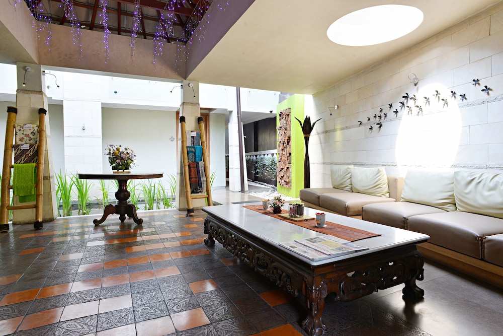 ZEN Rooms Cibeunying Riau