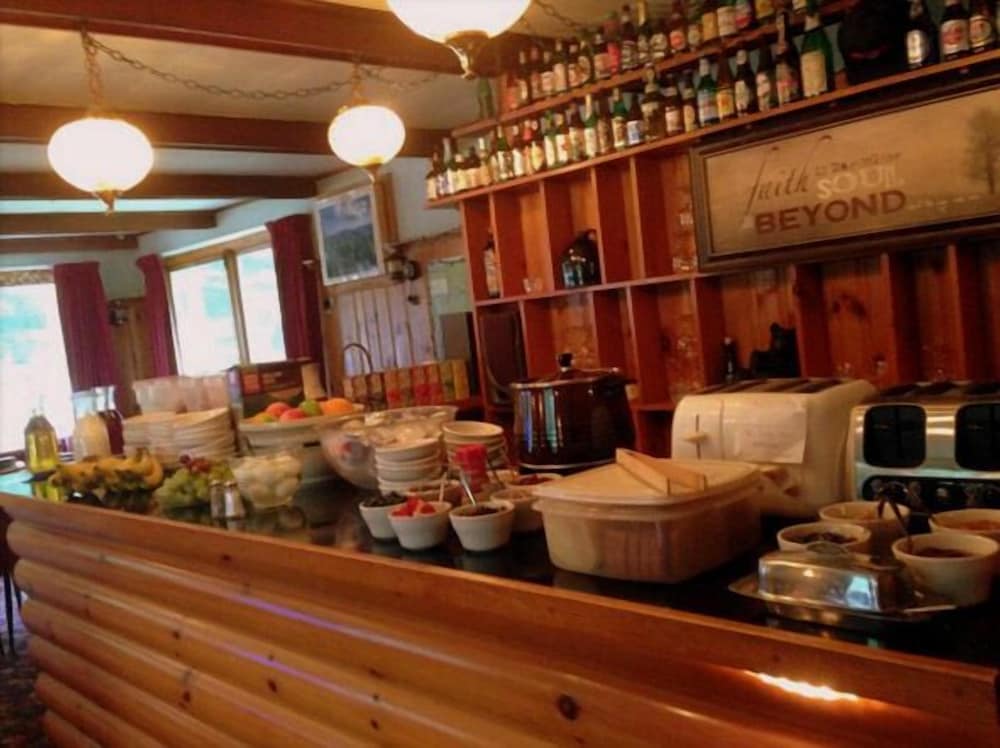 Adk Trail Inn - photo 37
