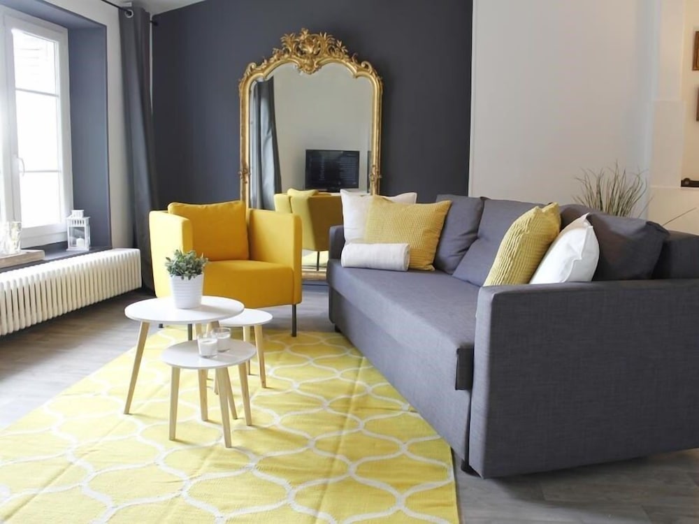 Maison Bacou Cité 2 — 4-Star Luxury Hotel in Carcassonne, France