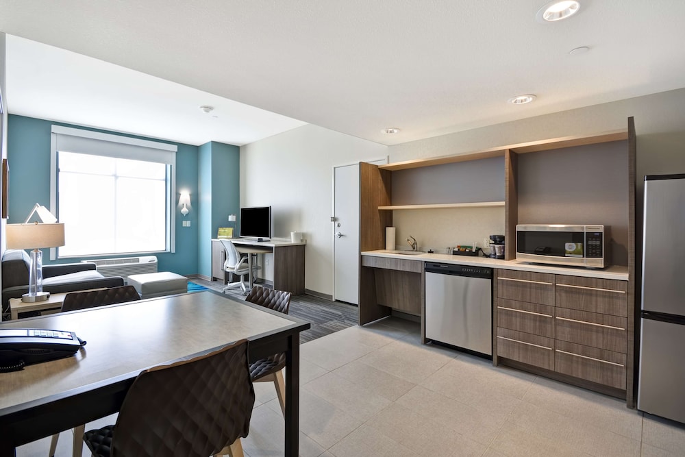 Home2 Suites by Hilton Perrysburg Levis Commons Toledo - photo 17