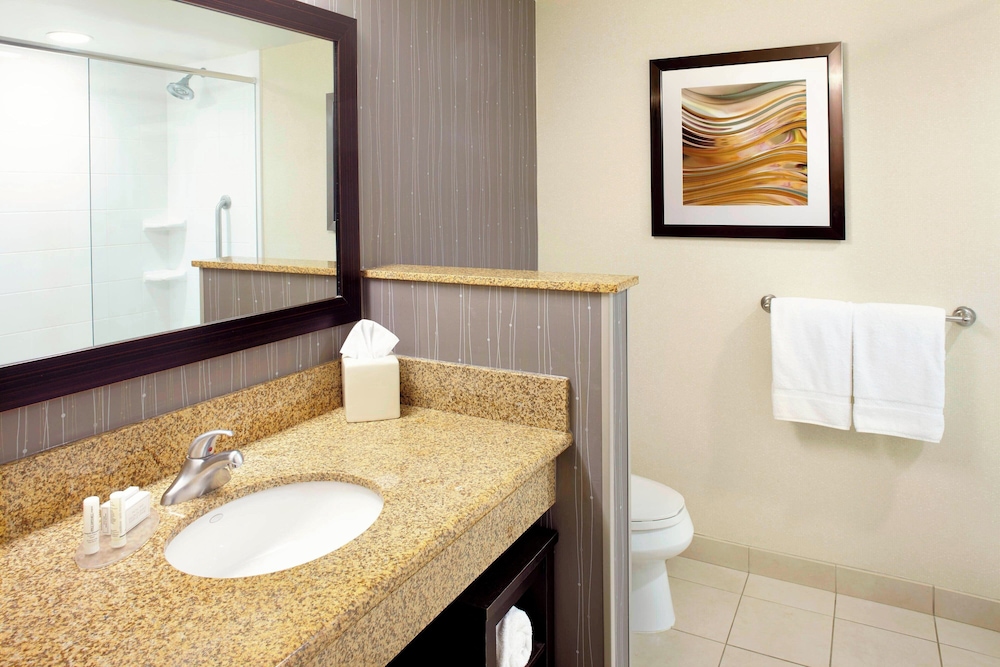Courtyard by Marriott Reading Wyomissing - photo 19