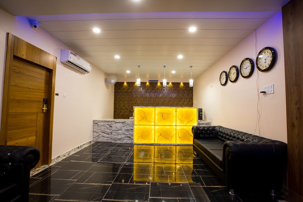 Hotel Balaji Palace — hotel in Porbandar