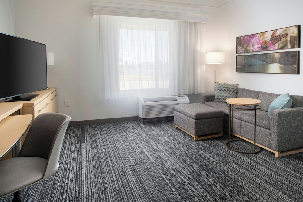 TownePlace Suites by Marriott Laredo - photo 18