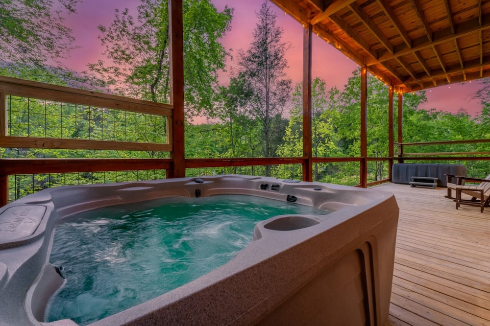 Elegant Elite Estate By Ghosal Luxury Lodging - photo 71