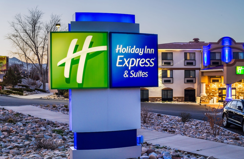 Holiday Inn Express & Suites Moab by IHG - photo 65