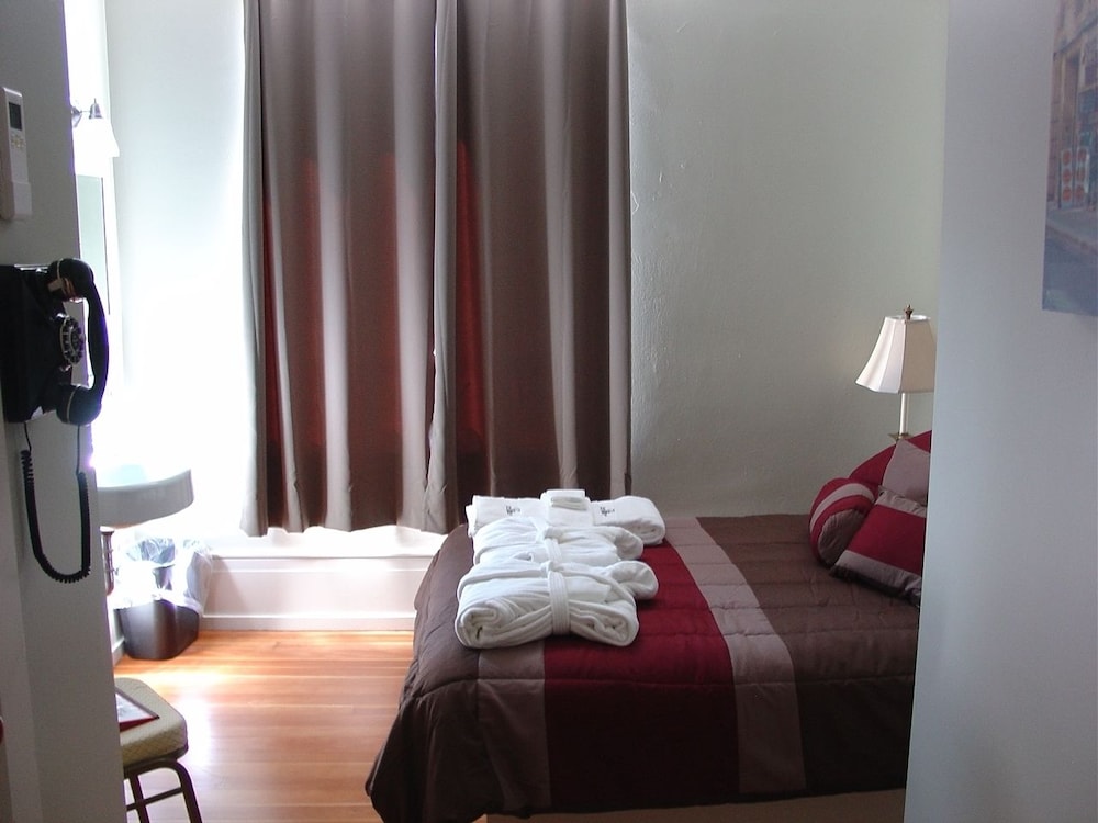 Centralia Square Grand Ballroom and Vintage Hotel - photo 22