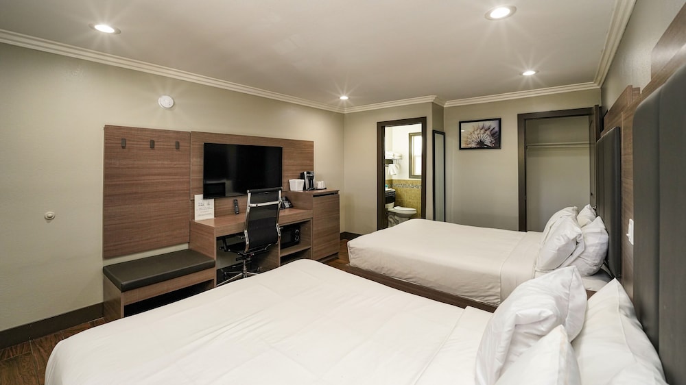Americas Best Value Inn Antioch - photo 10