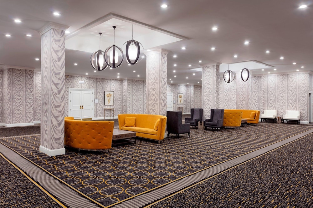 Sheraton Charlotte Hotel - photo 21