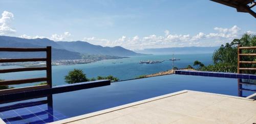 Mirante do Piuva in Ilhabela, Brasil