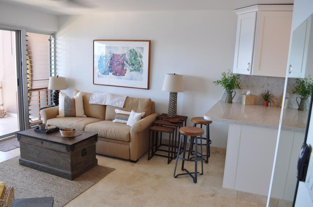 Lahaina Roads 309 by RedAwning - photo 13