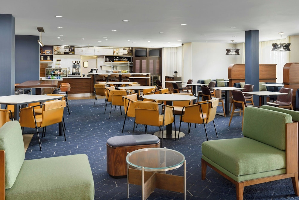 Courtyard by Marriott Salinas Monterey - photo 38
