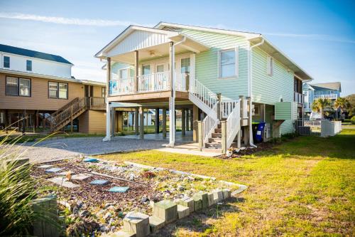 Mermaid Manor by Oak Island Accommodations - photo 18