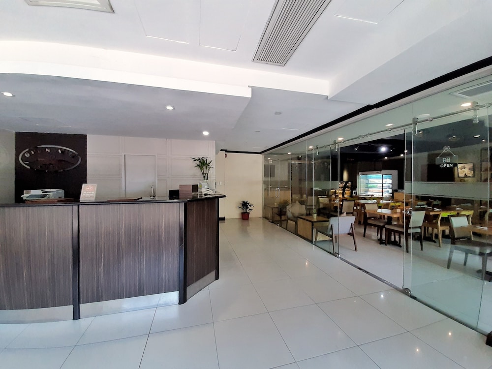Golden Valley Hotel — Cebu City — photo 2