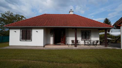 Andreas Apartman — 4-Star Luxury Hotel in Keszthely, Hungary