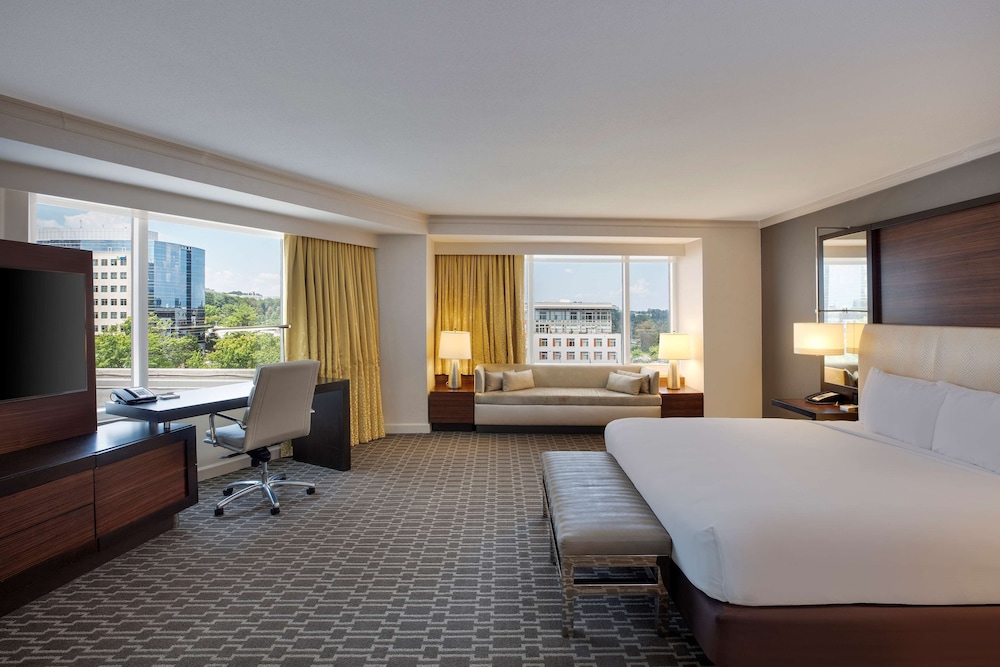 Hilton McLean Tysons Corner - photo 11