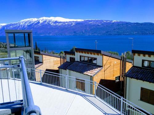 Casa P. Vincenzo Angelo Cir: 017187 Cni 00304 — 4-Star Luxury Hotel in Toscolano Maderno, Italy