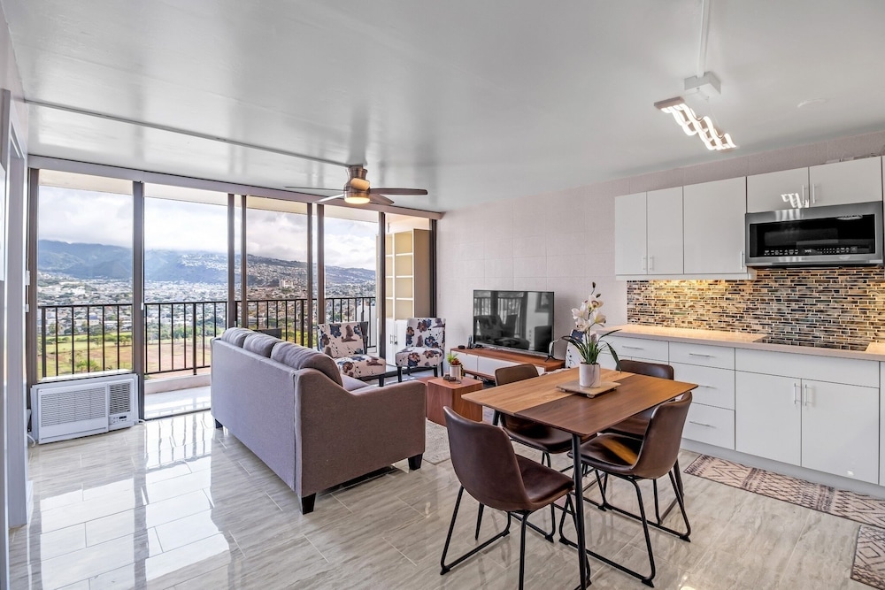 Newly Remodeled 30th Floor Suite with EPIC Mountain Views by Koko Resort Vacation Rentals - photo 22