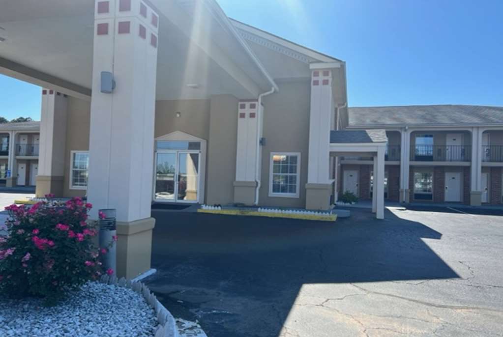 Super 8 by Wyndham Covington - photo 2