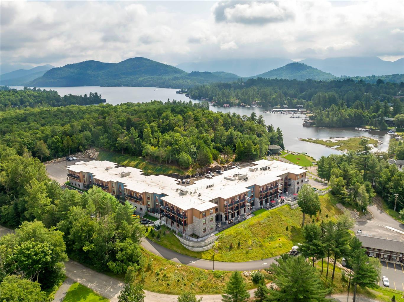 Cambria Hotel Lake Placid Lakeside Resort - photo 10