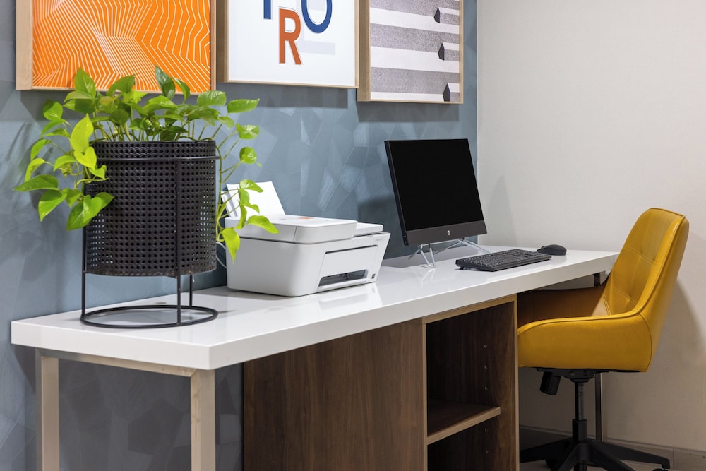 Holiday Inn Express Hotel & Suites Freeport by IHG - photo 20