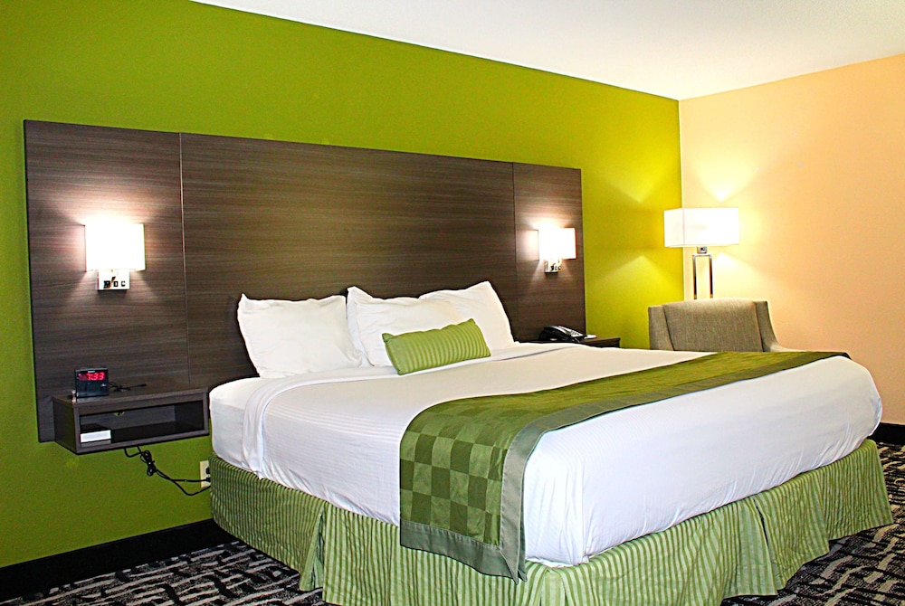 Baymont by Wyndham Springfield - photo 13