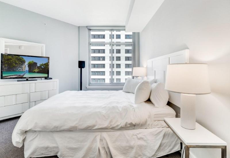 Global Luxury Suites Bethesda Chevy Chase - photo 34