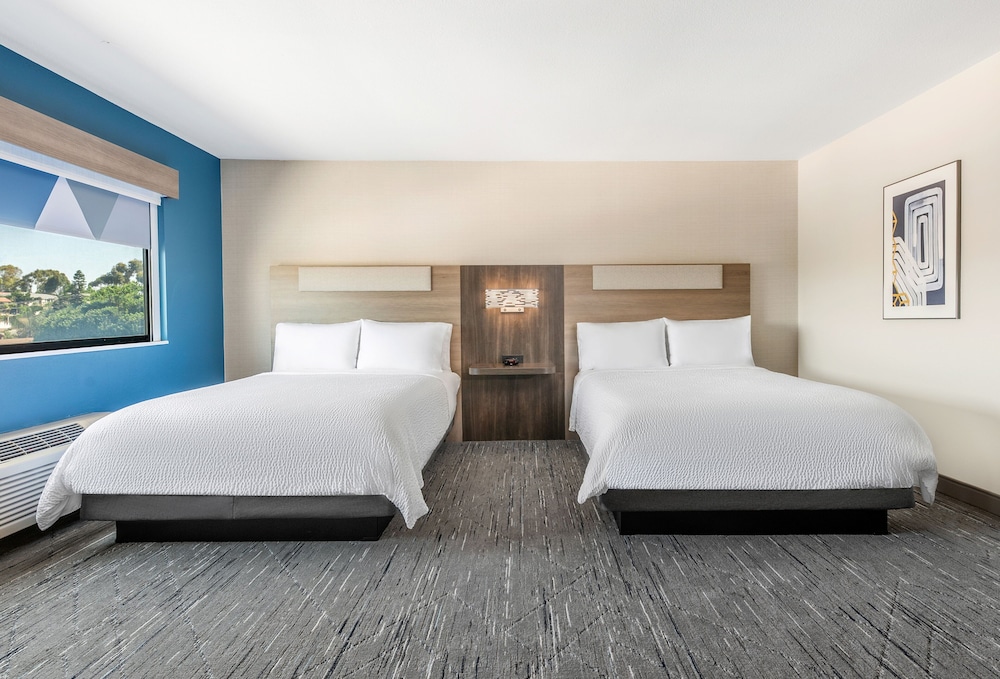 Holiday Inn Express San Diego South National City by IHG - photo 4