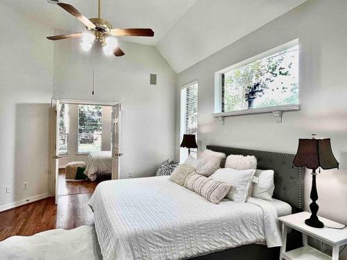 Custom luxury house in Katy near I10 and 99 — 4-Star Luxury Hotel in Katy, United States