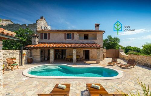 Villa Milica for 6 people in central Istria pet friendly eco house with private pool — 4-Star Luxury Hotel in Barban, Croatia