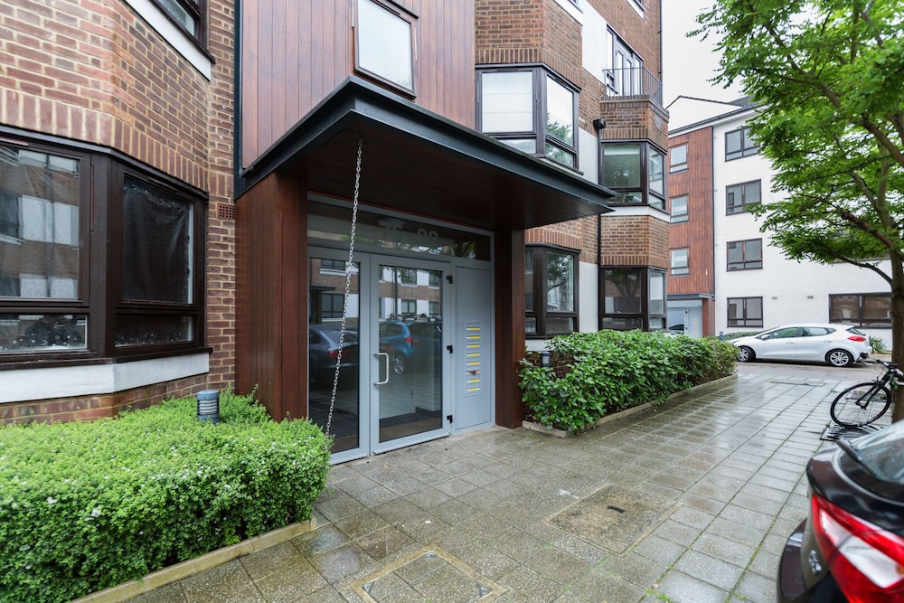 Roomspace Apartments Kew Bridge Court — 4-Star Luxury Hotel in London, United Kingdom