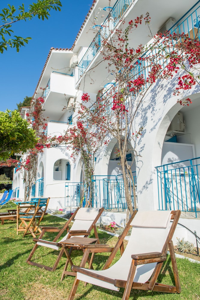 Aelia Skiathos — hotel in Skiathos