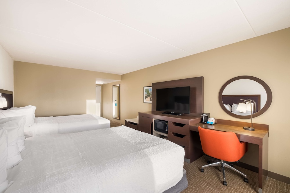 Hampton Inn McHenry - photo 14