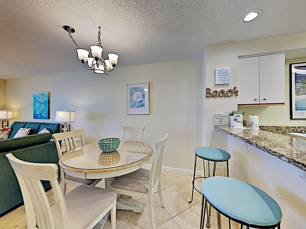 The Palms #601 — 4-Star Luxury Hotel in Fort Walton Beach, United States