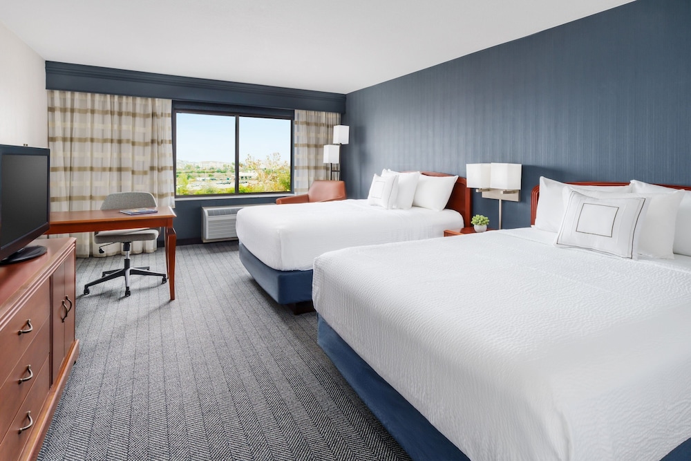 Courtyard by Marriott Sacramento Folsom - photo 17