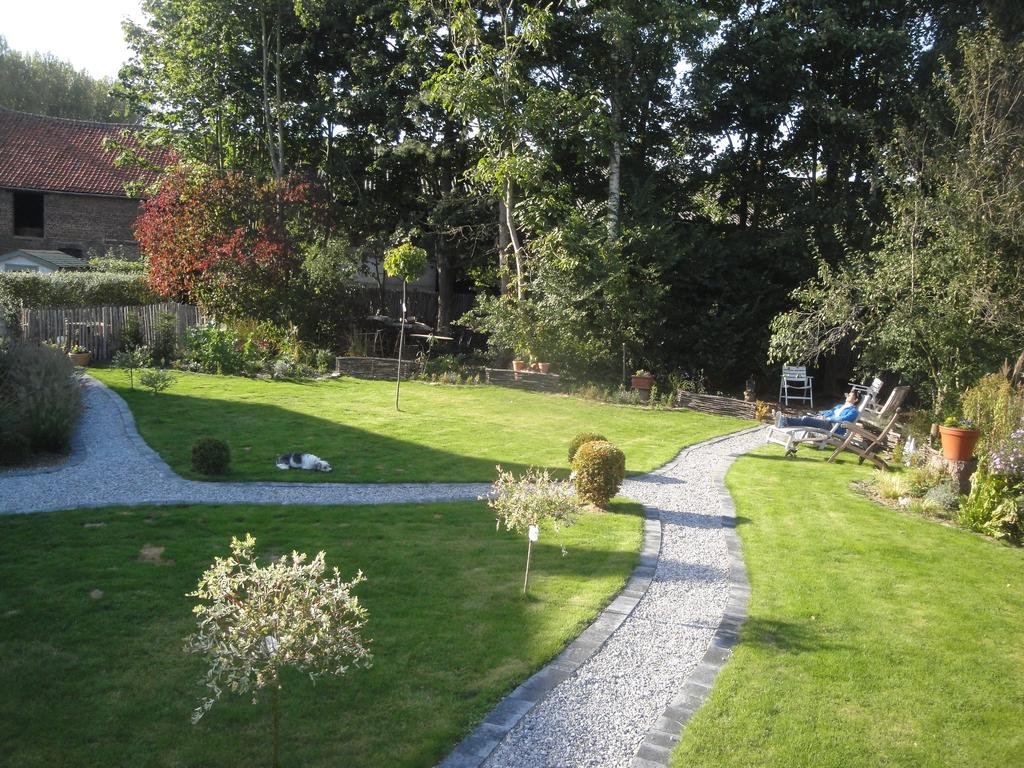 B&B Au Pont d'Arcole — 4-Star Luxury Hotel in Landen, Belgium