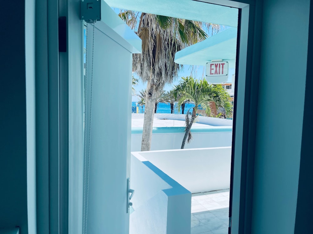 The Marlin Beachside - photo 69