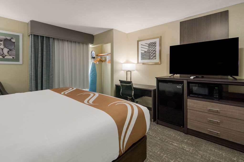 Quality Inn & Suites Roanoke Fort Worth North - photo 31