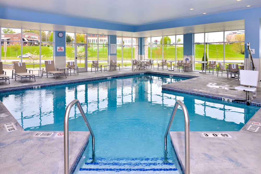 Holiday Inn Express & Suites Madison by IHG - photo 25