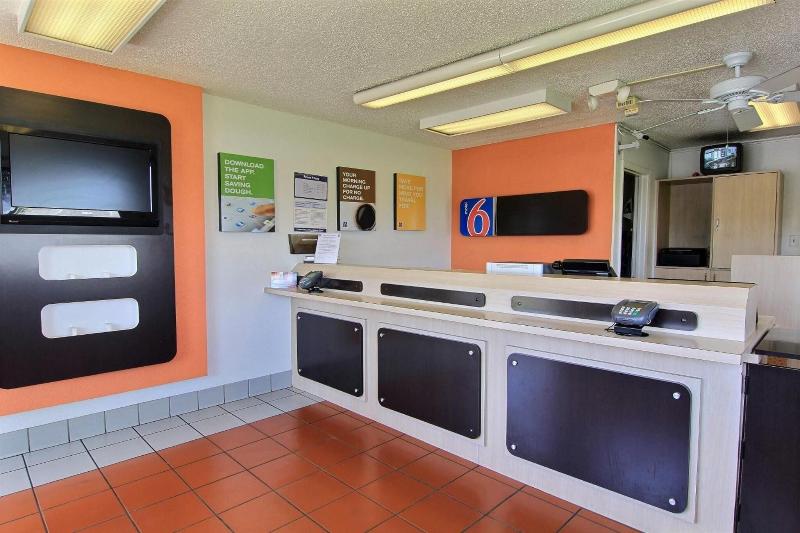 Motel 6 Austin Tx North Central - photo 36