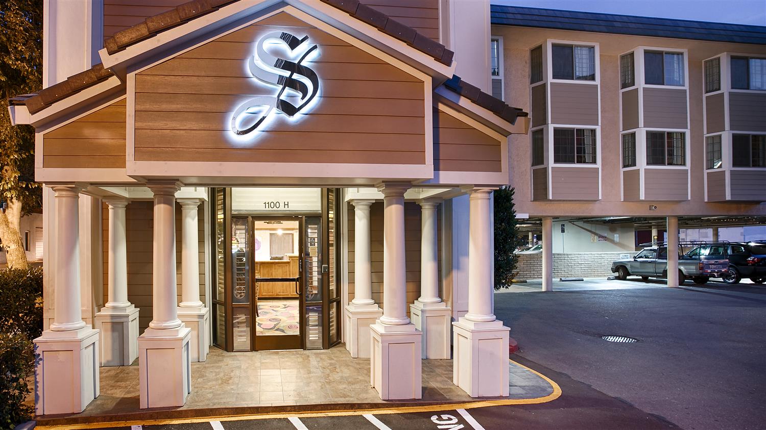 Best Western Plus Sutter House - photo 2