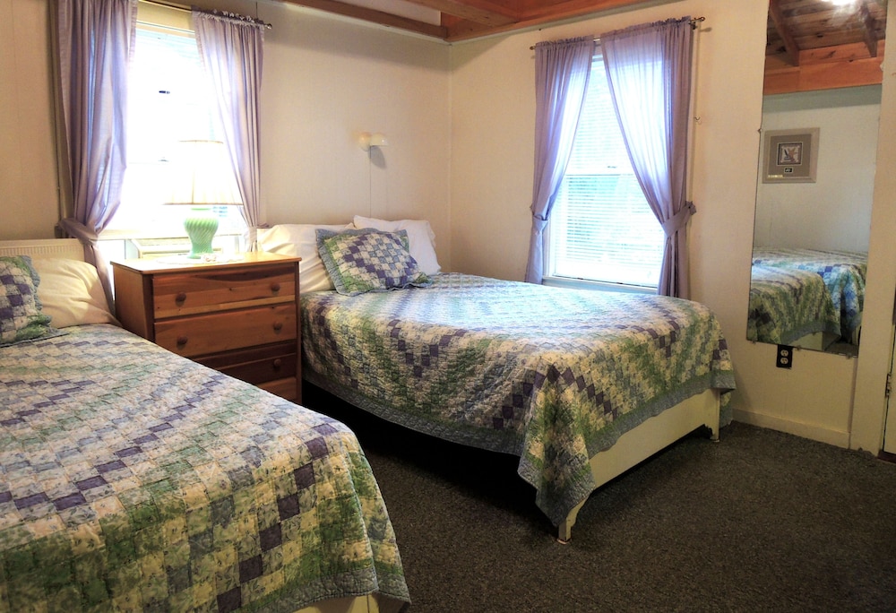 Shorelands Guest Resort and Cottages - photo 12