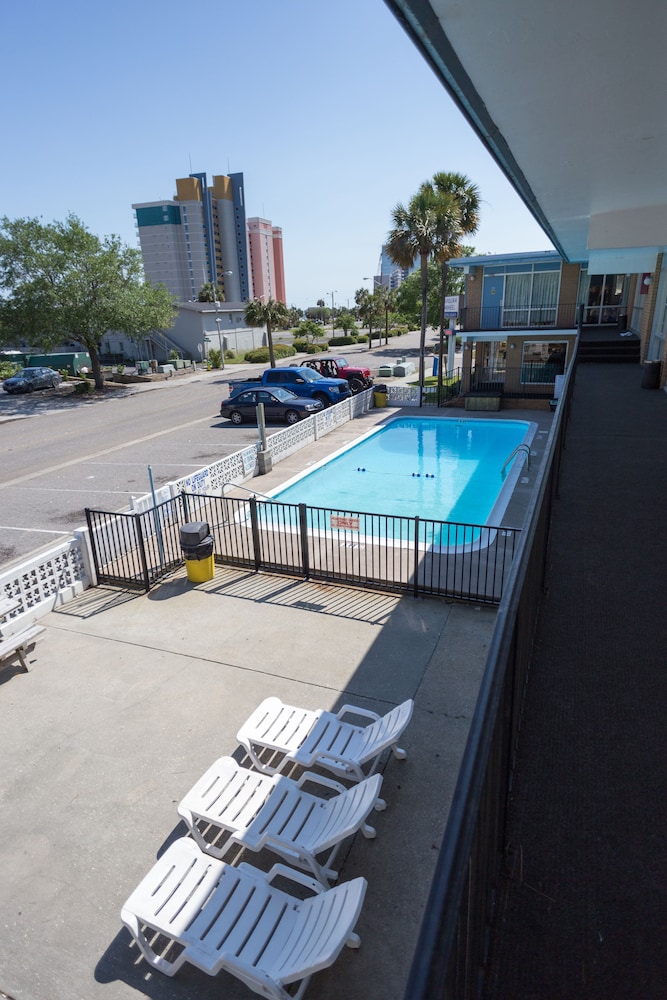 Carolina TarHeel Motel - photo 45